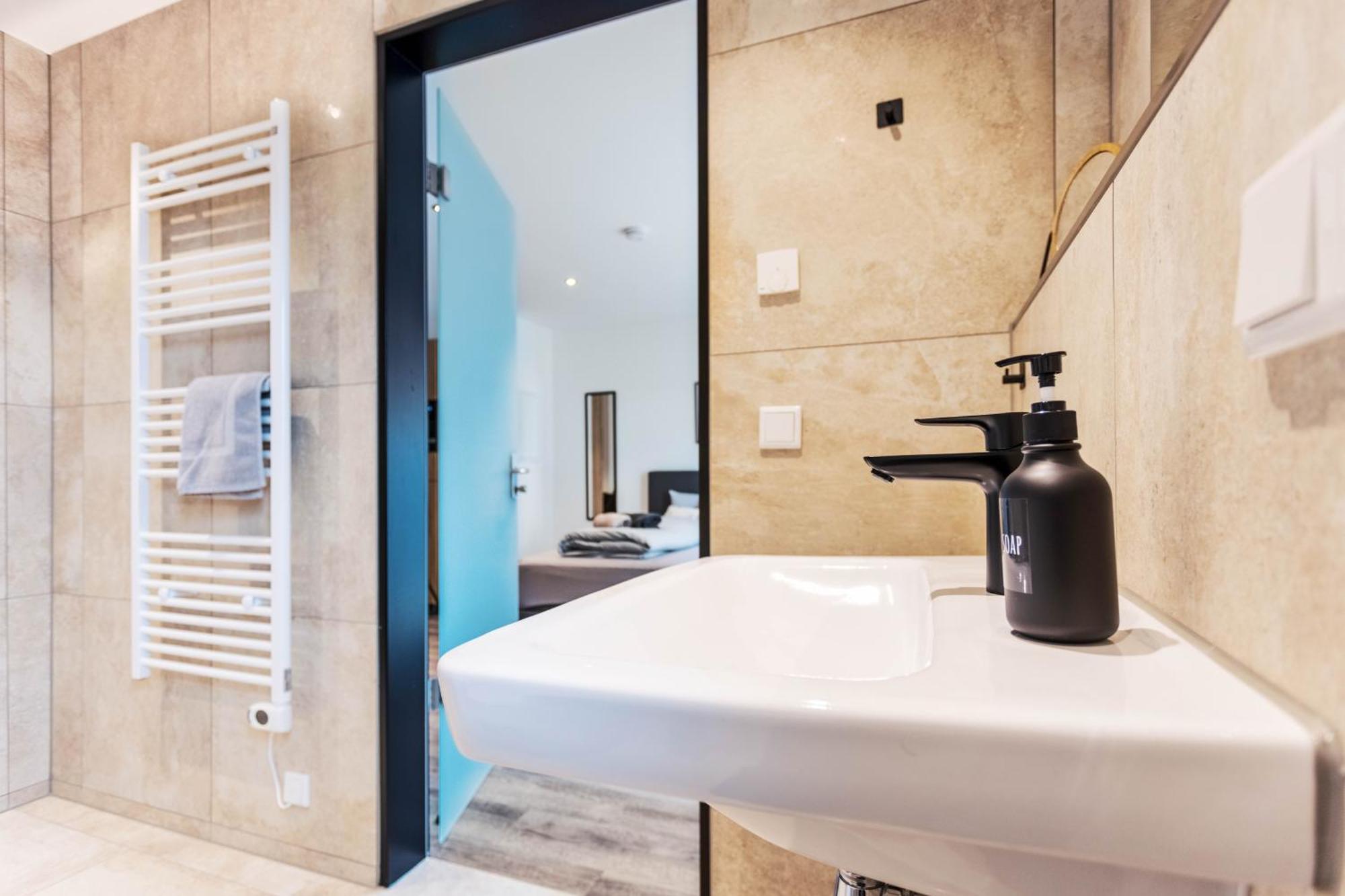 City-Apparte Boarding -Studios- Dein Flexibles Zuhause In Gronau Gronau  Dış mekan fotoğraf